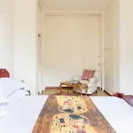 Classy Heritage Home, Center, 7 Guests * Милан