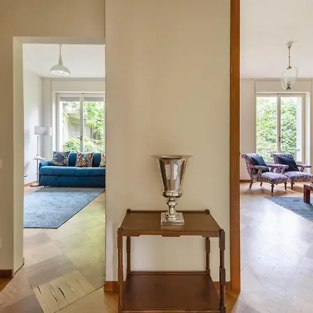 Classy Heritage Home, Center, 7 Guests *