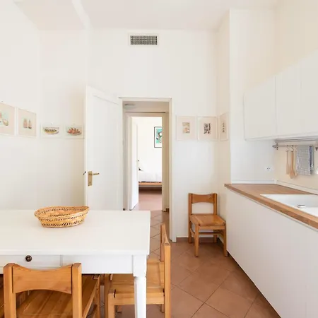 Classy Heritage Home, Center, 7 Guests * Mailand